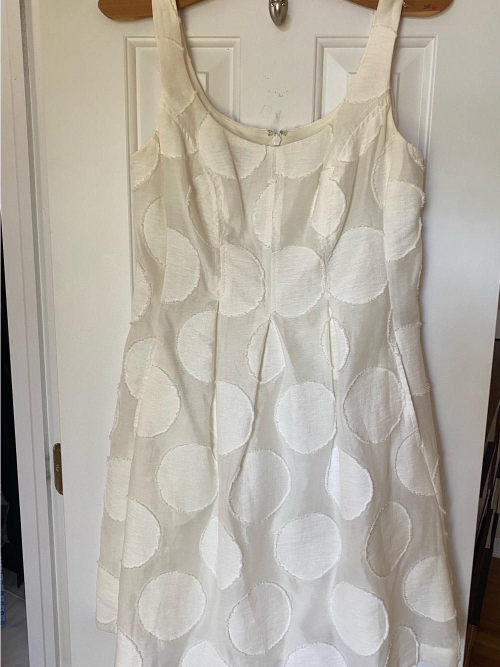 Nine West Cream & White Sleeveless Midi Dress with Circle Appliqué